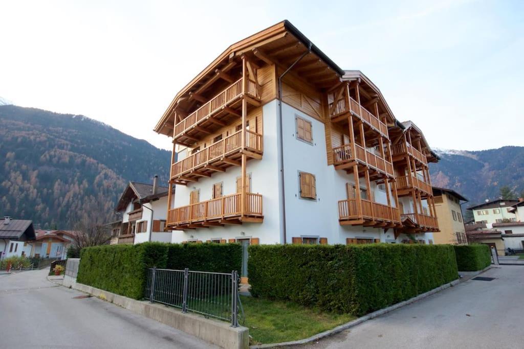 Lovely Apt In Pinzolo Val Rendena 7 Luaran gambar
