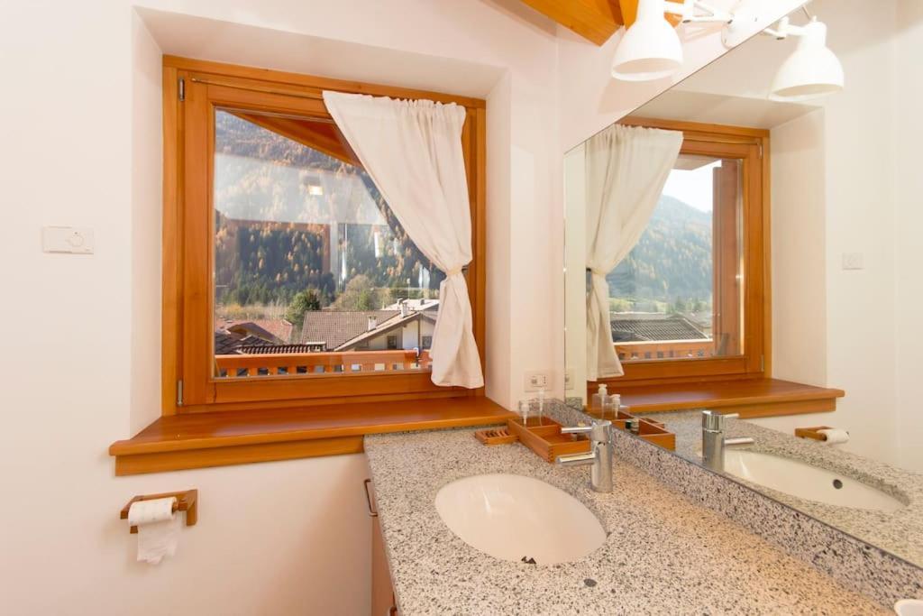 Lovely Apt In Pinzolo Val Rendena 7 Luaran gambar