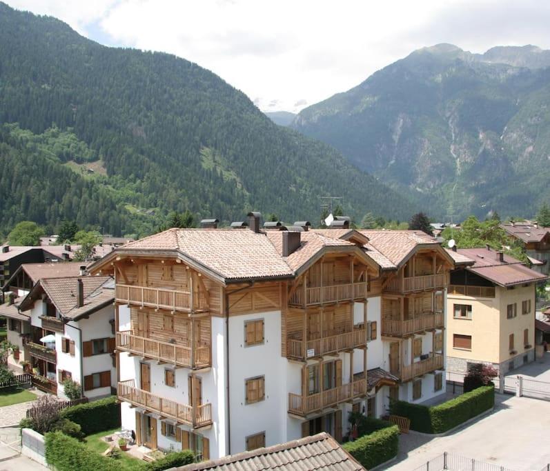 Lovely Apt In Pinzolo Val Rendena 7 Luaran gambar