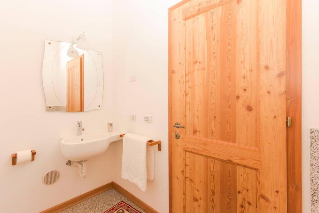 Lovely Apt In Pinzolo Val Rendena 7 Luaran gambar